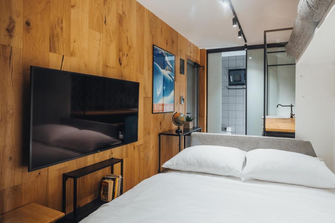 City Glamping By One66 Hotel Ljubljana Buitenkant foto