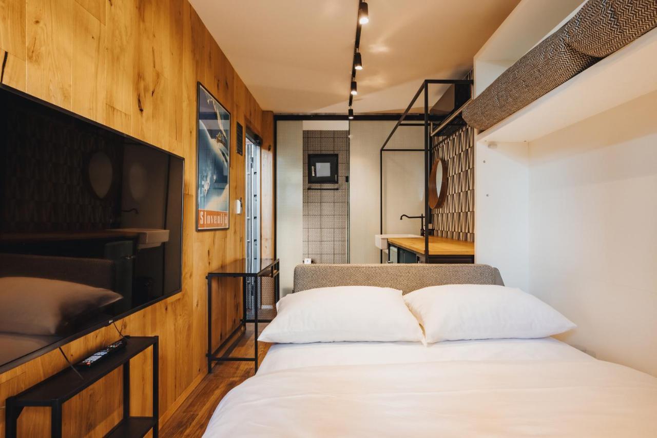 City Glamping By One66 Hotel Ljubljana Buitenkant foto