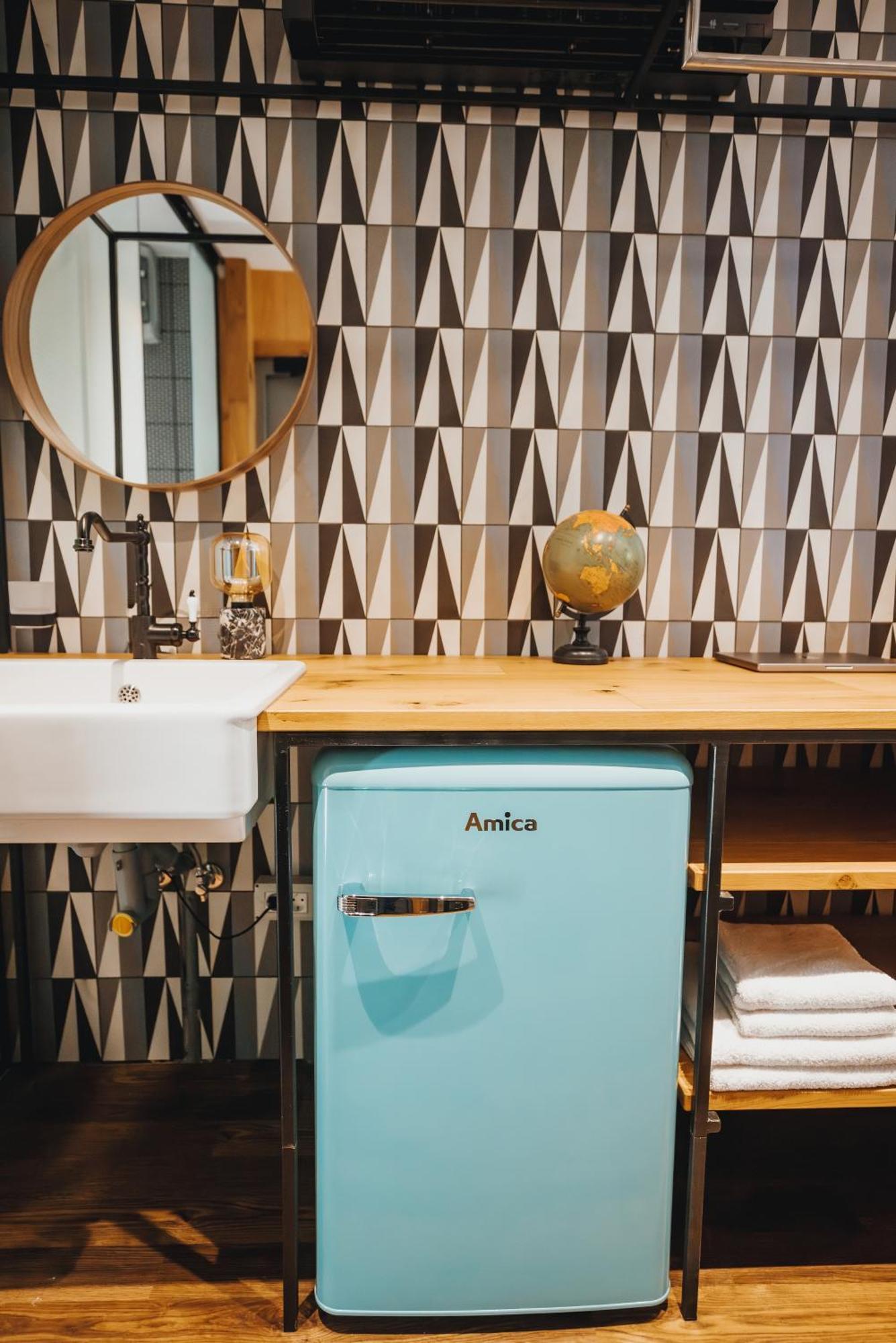 City Glamping By One66 Hotel Ljubljana Buitenkant foto